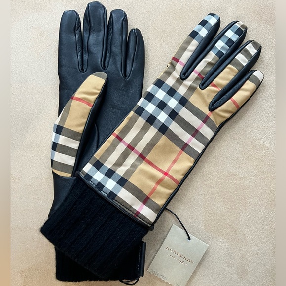 *NWT* Burberry Leather Gloves - Picture 1 of 6